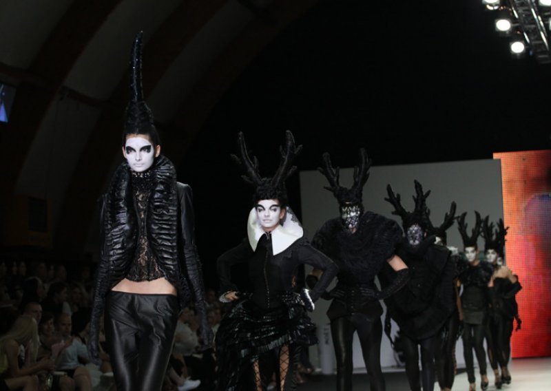 Druga večer Fashion Weeka protekla u znaku Lady GaGe