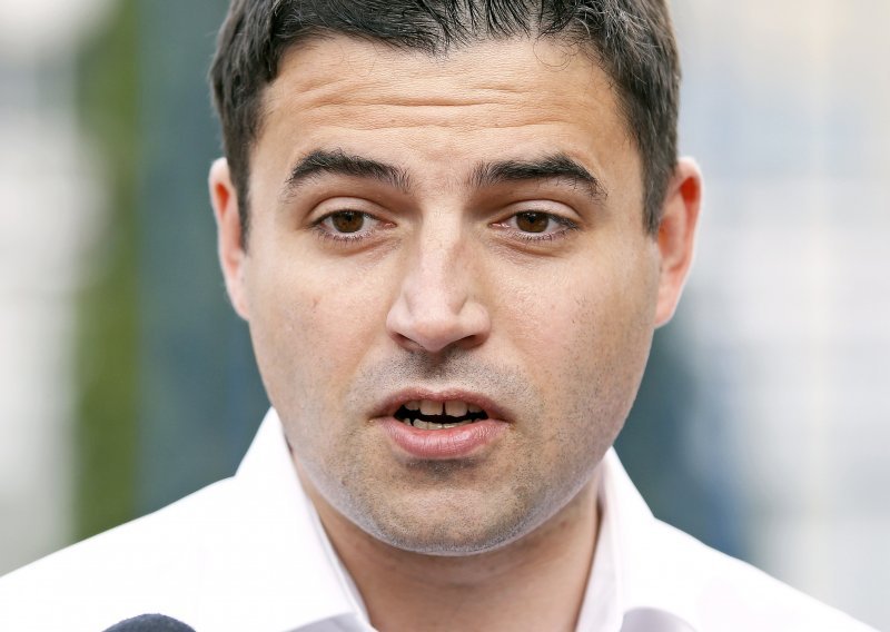 Bernardić poručio Miljeniću i Klarinu da štete SDP-u