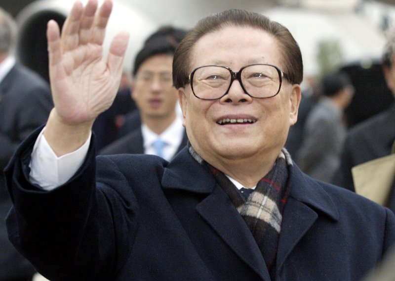 Kina opovrgava da je Jiang Zemin umro