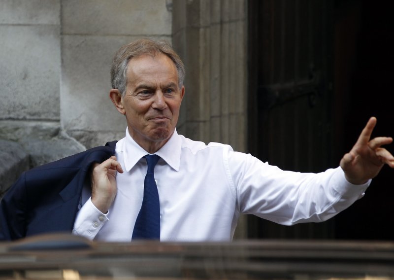 Tony Blair bi se vratio u politiku