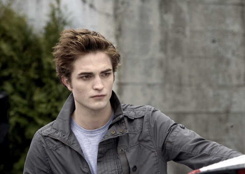 Edward Cullen nije među top 10 vampira