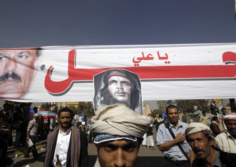 Prosvjednici u Sani traže odlazak predsjednika