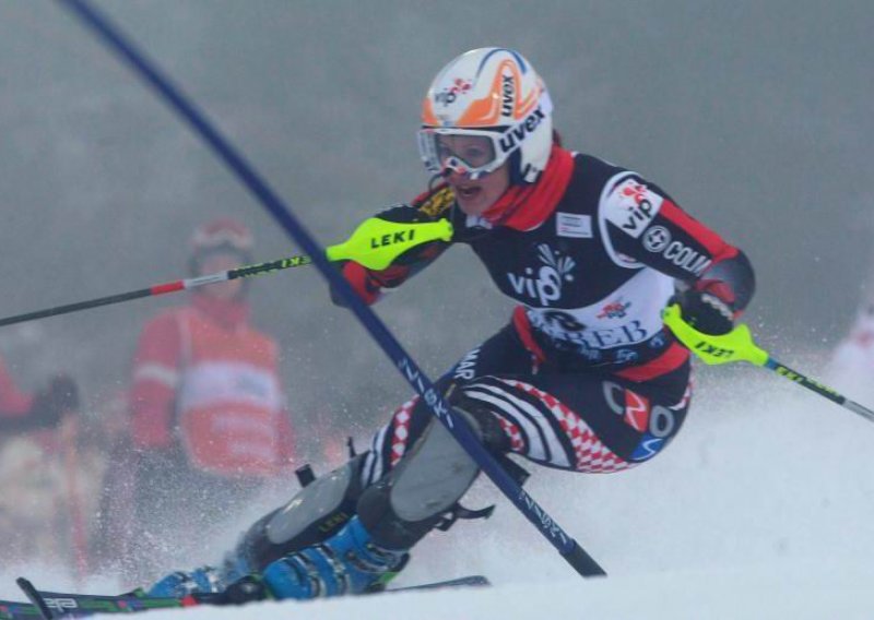 Ana Jelušić jedva do druge vožnje slaloma