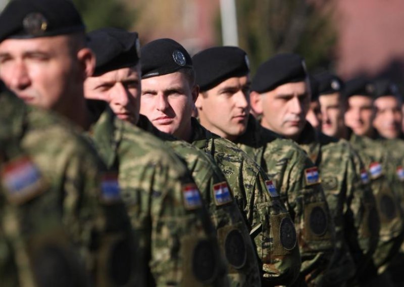 Što je Hrvatskoj NATO?