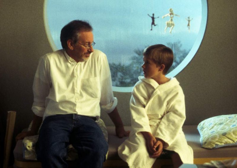 Spielberg želi Halo film!