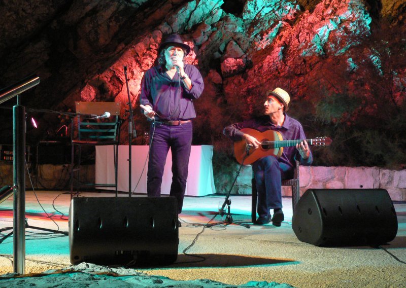 Šerbedžija i Tadić oduševili koncertom u Dubrovniku