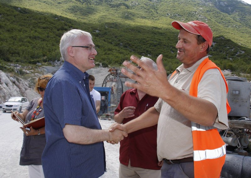 Josipović obišao gradilište tunela Sveti Ilija