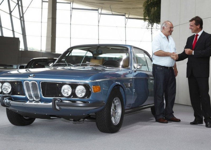 BMW se hvali prvom restauracijom klasika