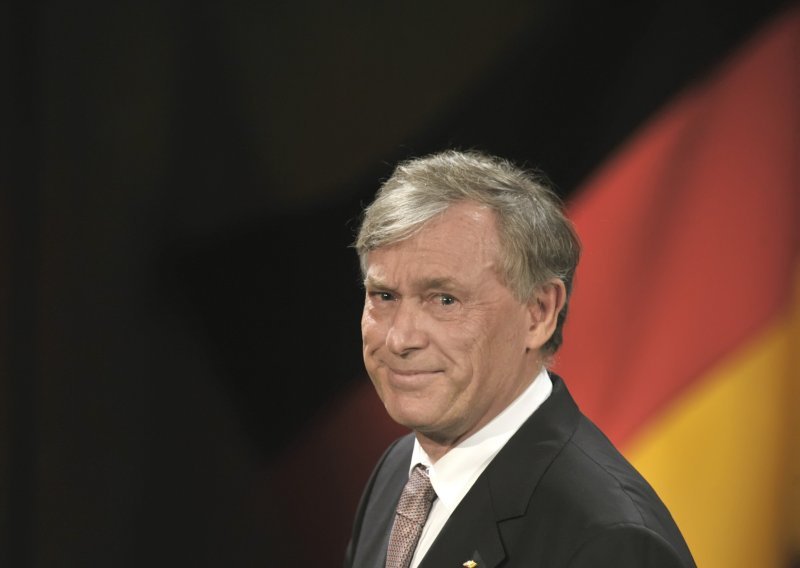 Njemački predsjednik Köhler podnio ostavku!