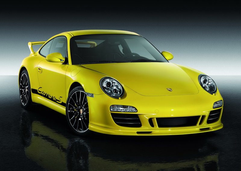 Porsche vlasnicima 911-ice ponudio 'vremeplov'