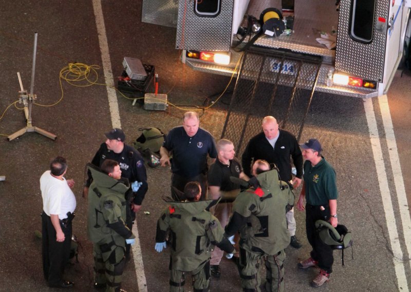 'Auto-bomba u New Yorku možda teroristički čin'