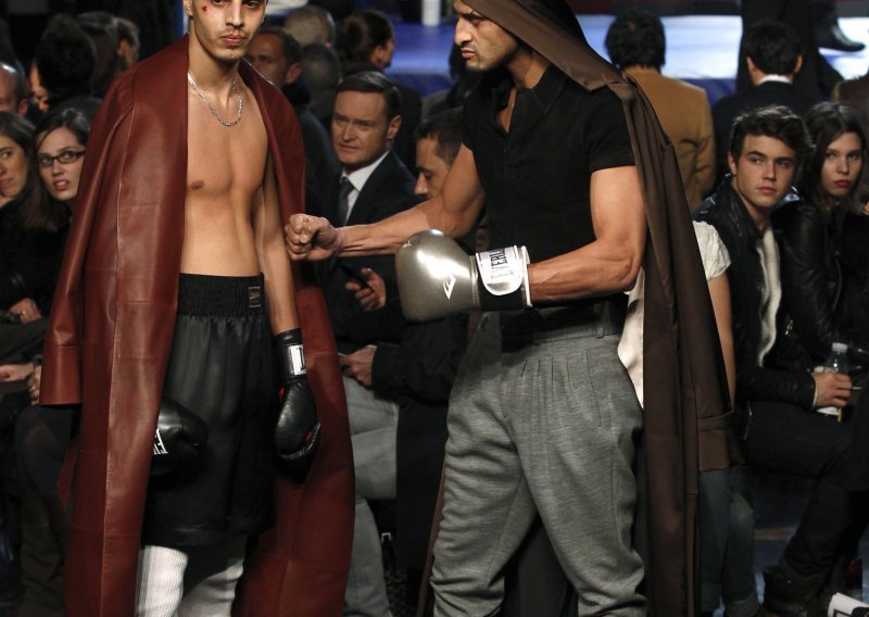 Pariški dečki oblače se kao boksači