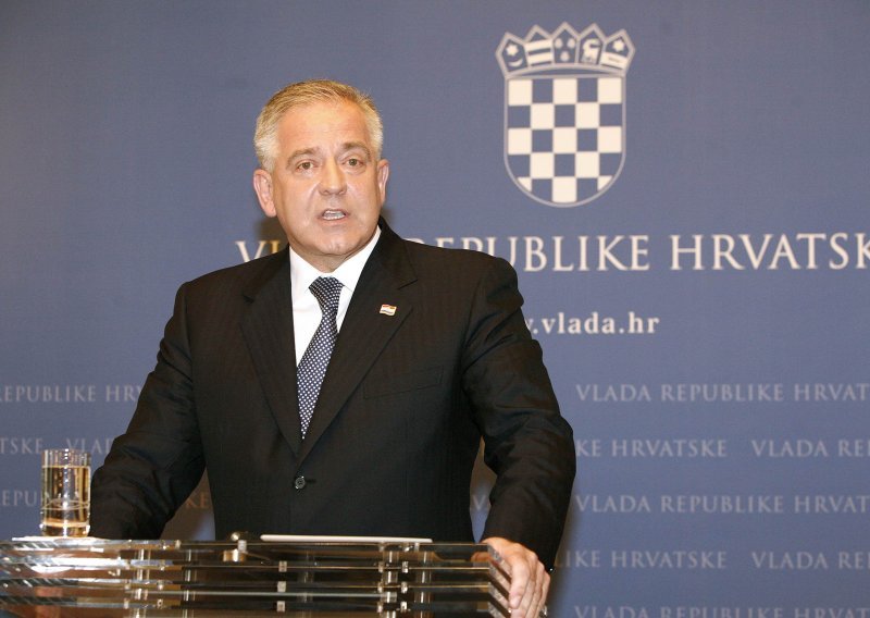 Sanader ostavkom udaljio Hrvatsku od EU