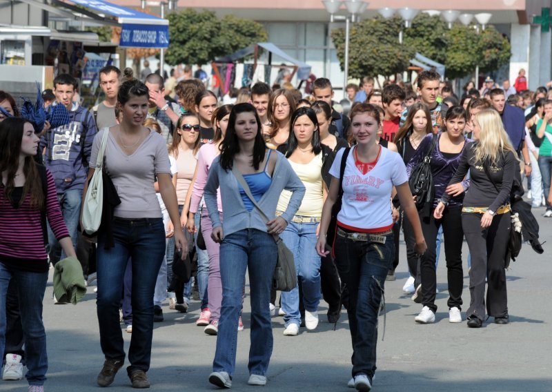 Vukovarski učenici i dalje prosvjeduju