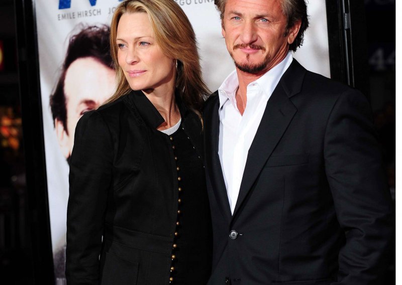 Razvode se Robin Wright i Sean Penn