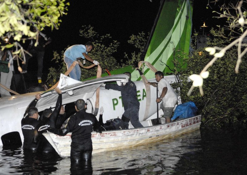 Iz olupine zrakoplova u Brazilu spasioci izvukli 24 tijela