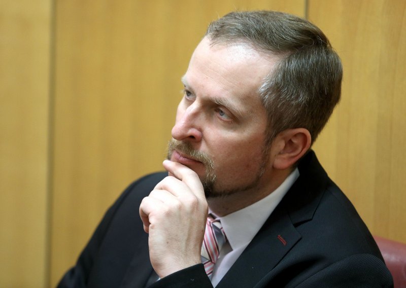 Ministar pravosuđa brani Petrova: Svi su dužni prijaviti kazneno djelo