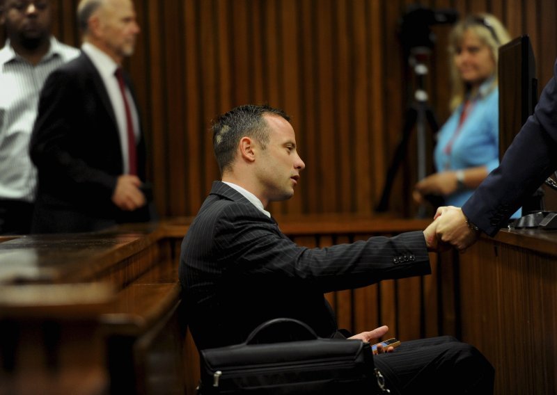 Pistorius opet pukao na suđenju i zaplakao