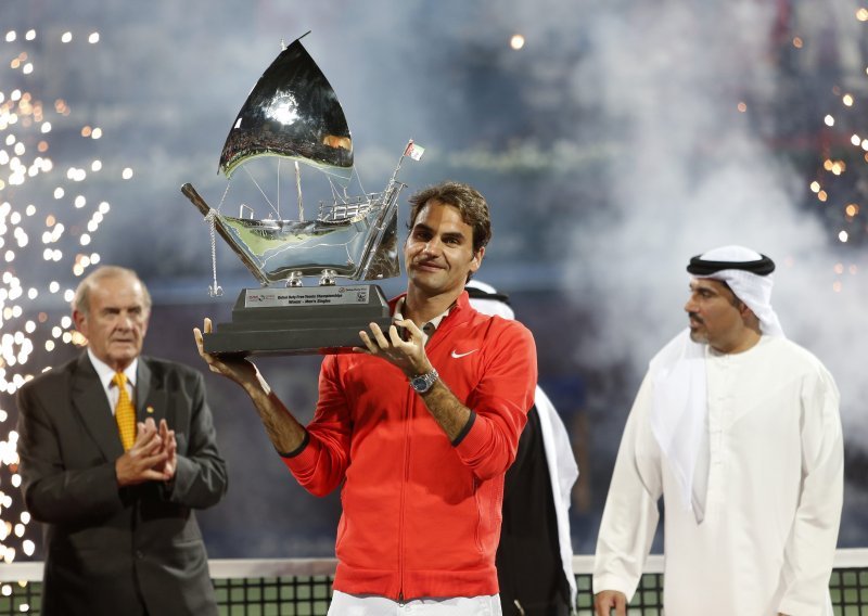 Federerov novi preokret za titulu u Dubaiju