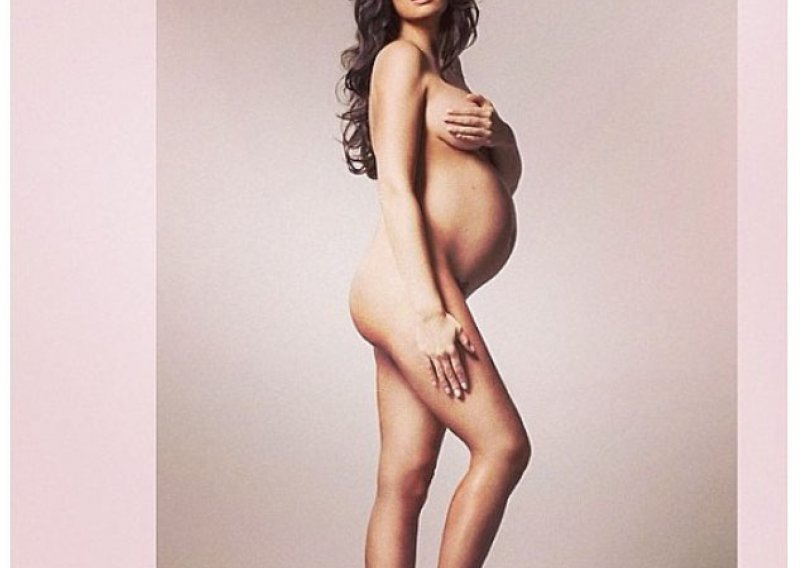 Izazovne fotke gole trudnice Tamare Ecclestone