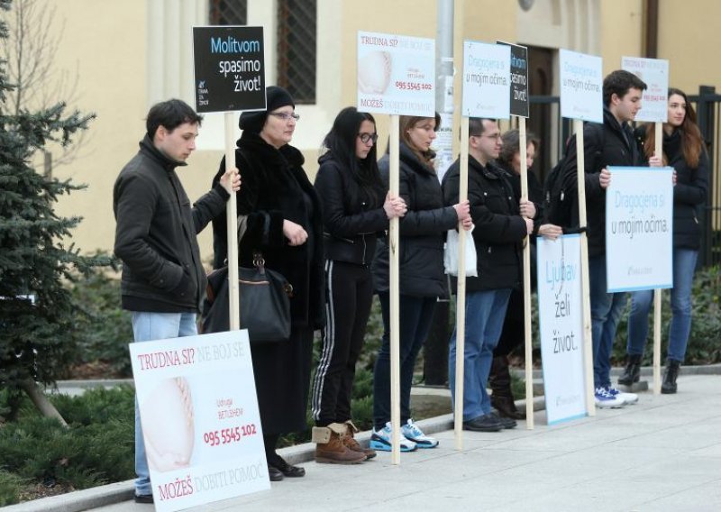 Danas u Zagrebu počinje 40-dnevna molitva protiv abortusa