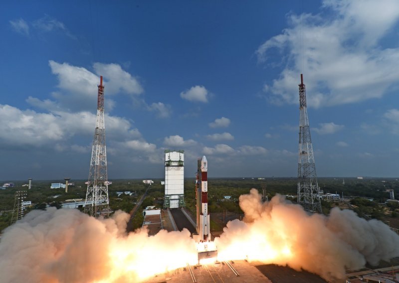 Indija oborila svjetski rekord lansiranjem čak 104 satelita jednom raketom