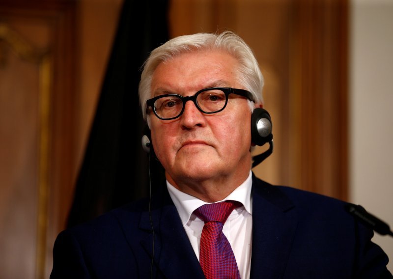 Steinmeier: prijevremeni izbori štetili bi i Britancima i Europskoj uniji