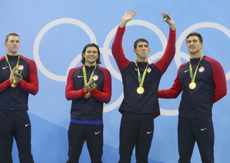 Phelps završio karijeru s 23. olimpijskim zlatom; za kraj pao i rekord