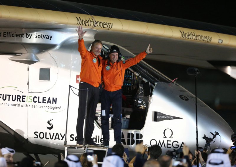 Solar Impulse završio epsko putovanje oko svijeta