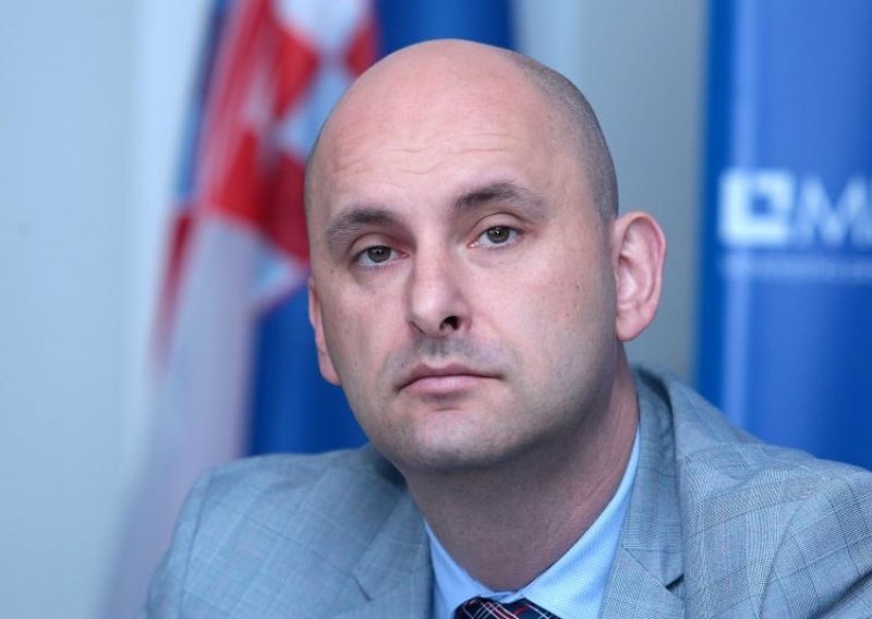Ministar Tolušić: Nestat će hrvatsko mljekarstvo, ako se ovako nastavi