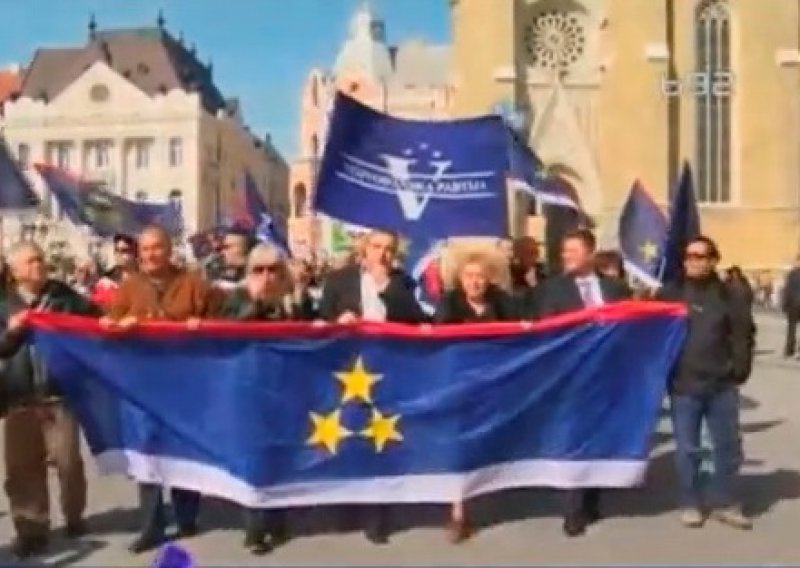 Novi Sad: Prosvjedna šetnja za 'republiku Vojvodinu'