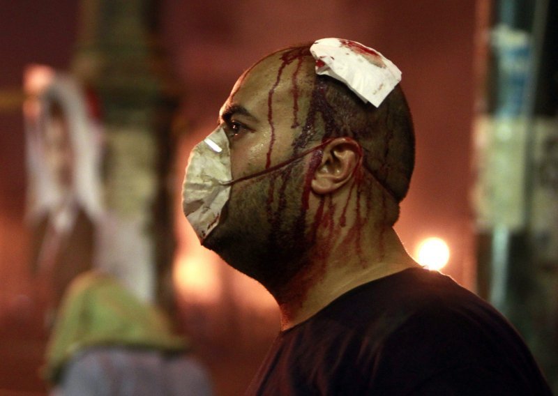 Kairo: Sedam mrtvih i 261 ranjen u noćnim sukobima