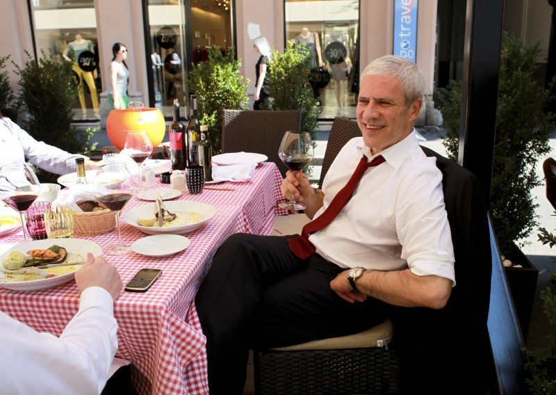 Boris Tadić uživao na ručku u Teslinoj
