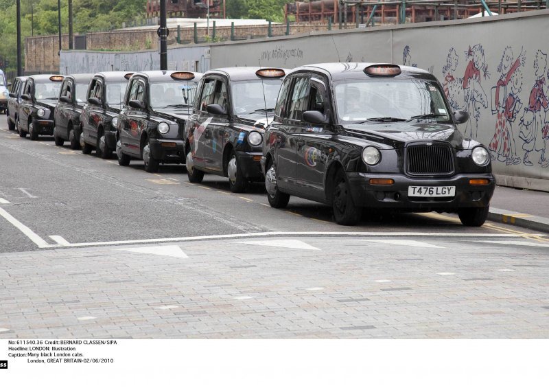 Kinezi preuzeli londonski taksi