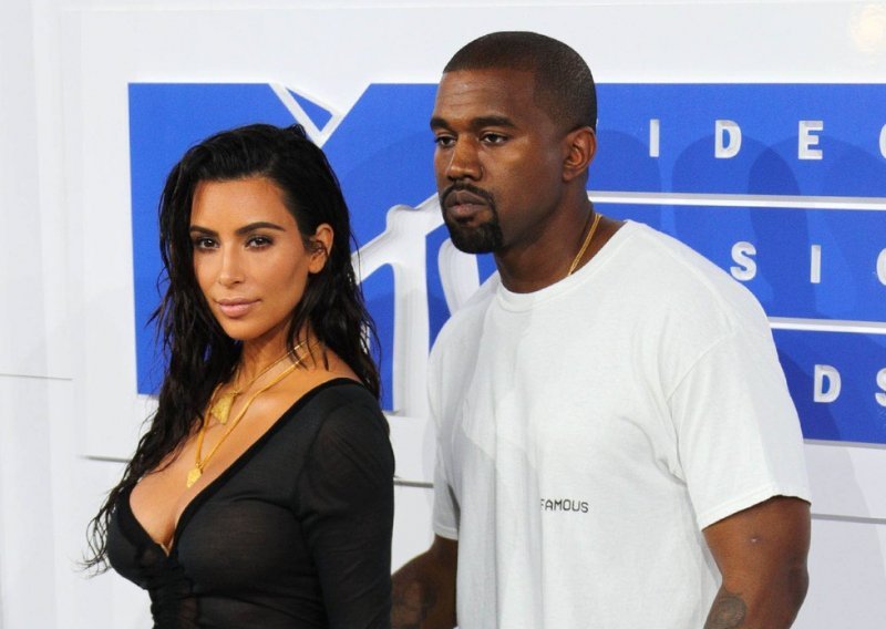 Ima se, može se: Kim Kardashian i Kanye West privatno angažirali vatrogasce da spase njihov dom