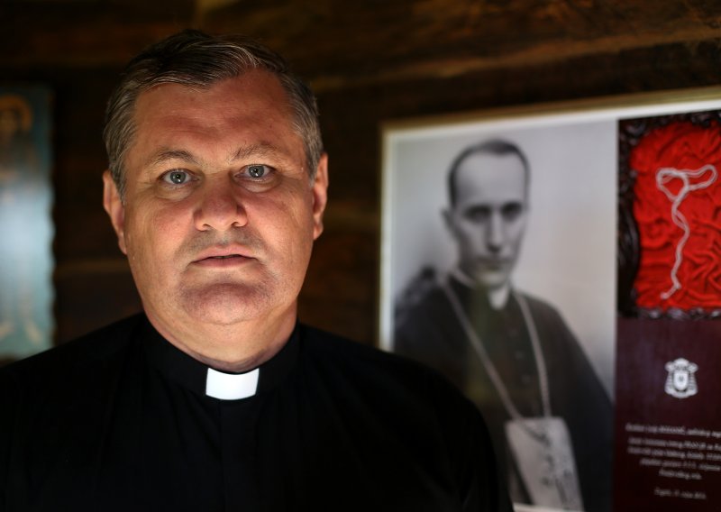 Tepeš: 'Smrt fašizmu' je prijetnja smrću biskupu Košiću