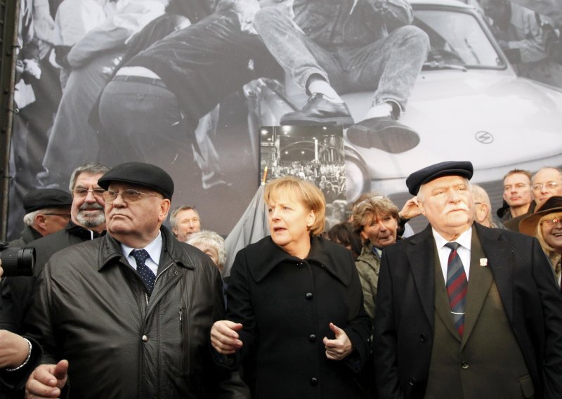 Europski čelnici na 20. obljetnici rušenja Zida