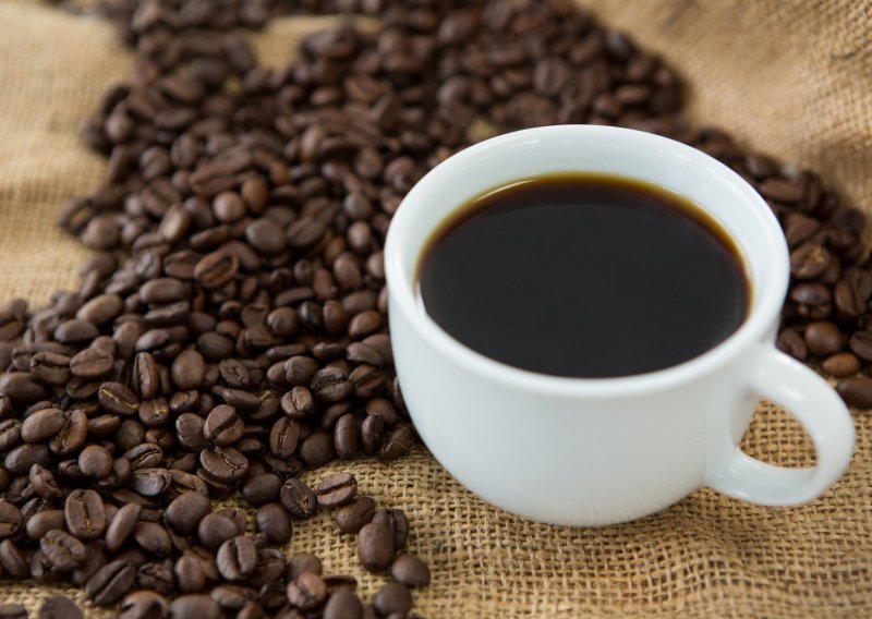 10 načina na koje možete upotrijebiti kavu (a da je ne popijete)