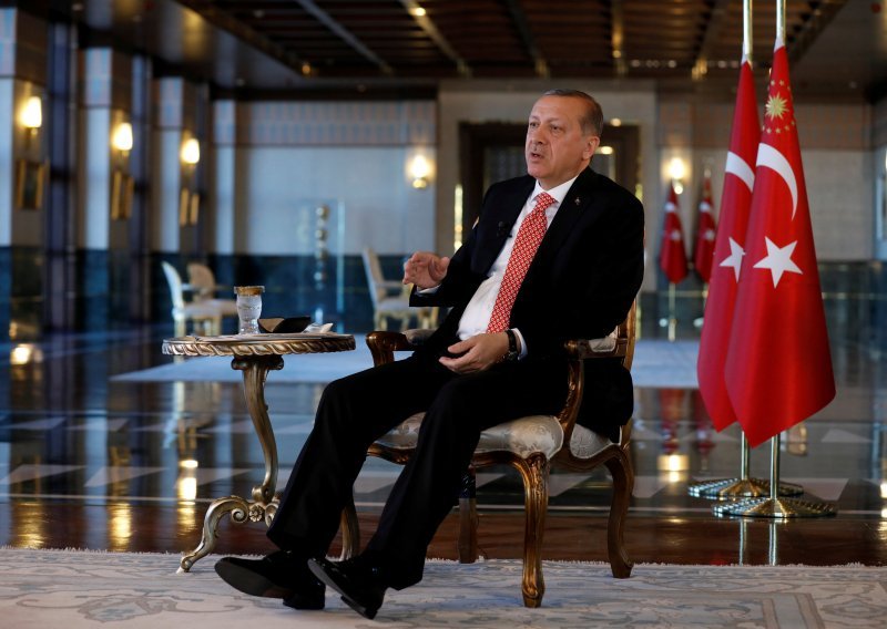 Erdogan podržao Katar: Ultimatum je suprotan međunarodnom pravu