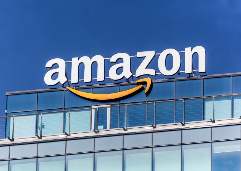 Amazon patentirao narukvicu koja prati točnu poziciju radnika u skladištu