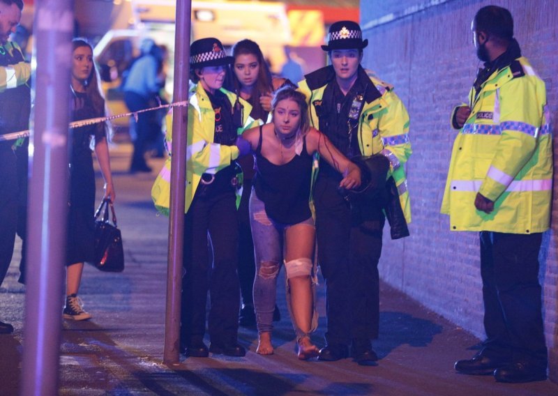 Bombaš-samoubojica na koncertu Ariane Grande ubio 22, ranio 59 osoba, među žrtvama i djeca