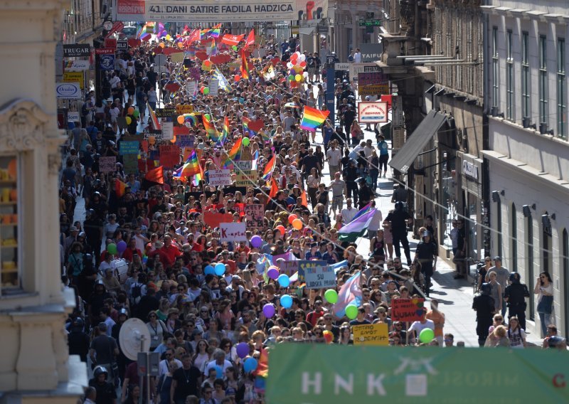 Deset tisuća ljudi marišalo Zagrebom za prava LGBTIQ osoba