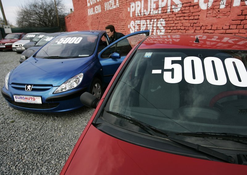 Prodaja automobila u Europi najniža u posljednjih 20 godina