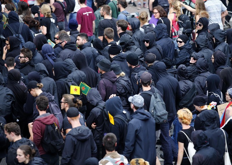 Crni blok - skupina koja je izazvala nerede u Hamburgu