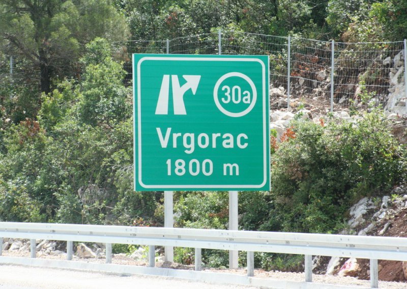 Cesta Vrgorac - Ploče zatvorena za sav promet