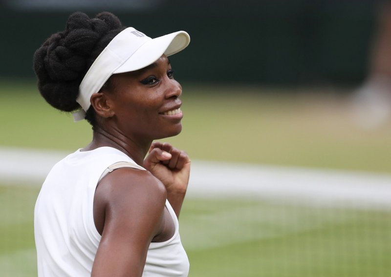 Venus Williams jako rastužila Britance: Ni Serena tako ne uništava protivnice!