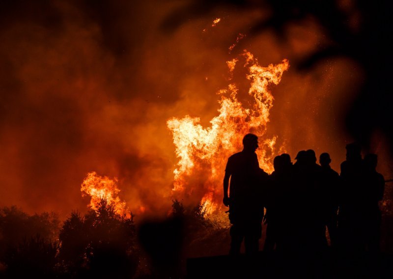 Jesu li požari rastjerali turiste? Evo što kažu agencije