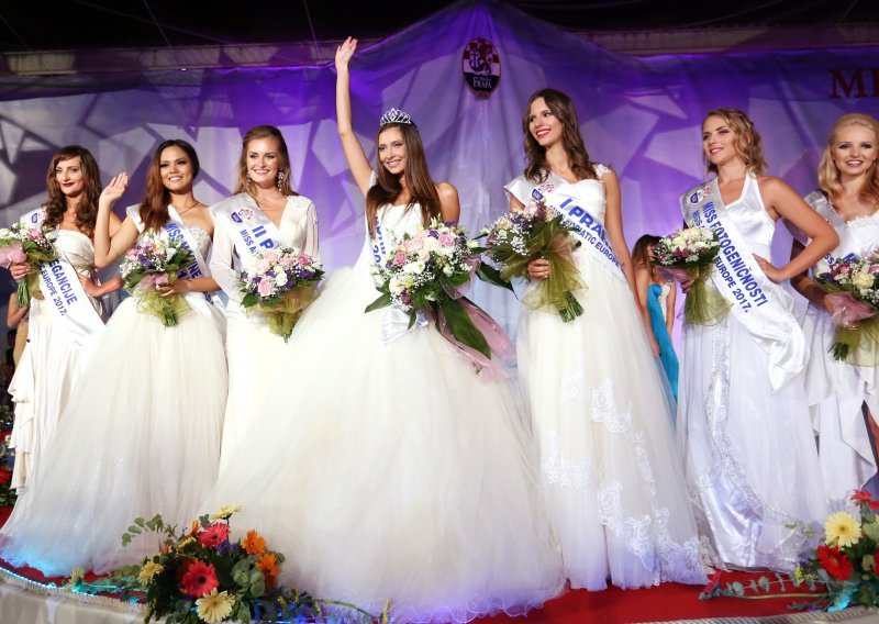 Miss Adriatic Europe za 2017. godinu je Makedonka Iva Mihajlovska