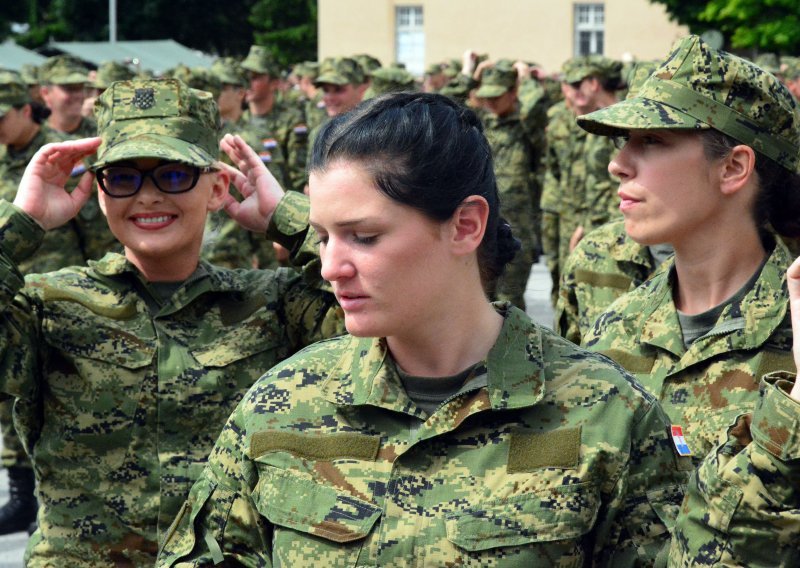 Novi detalji oko pričuve: Poziv za vojsku mogu očekivati i žene