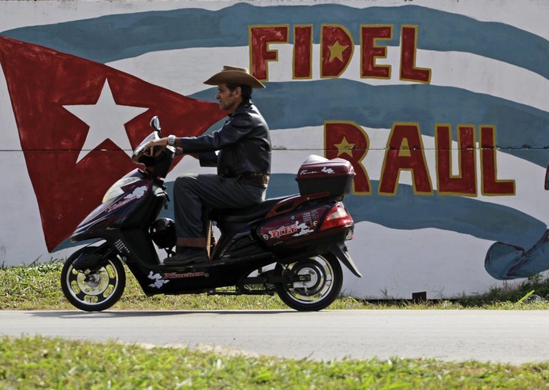 Castrov režim oslobađa najpoznatijeg političkog zatvorenika